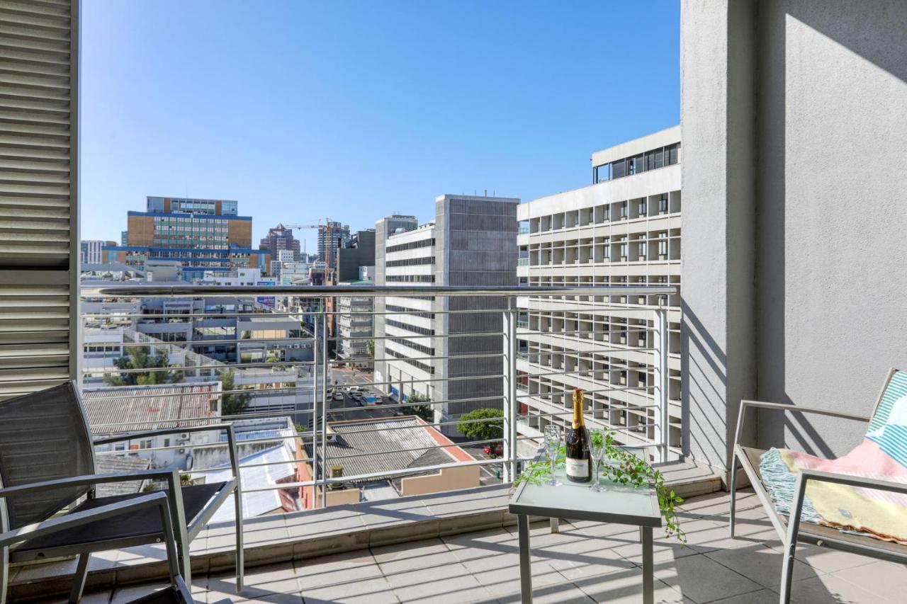 קייפטאון Backup-Powered Colourfull City Balcony Apartment מראה חיצוני תמונה