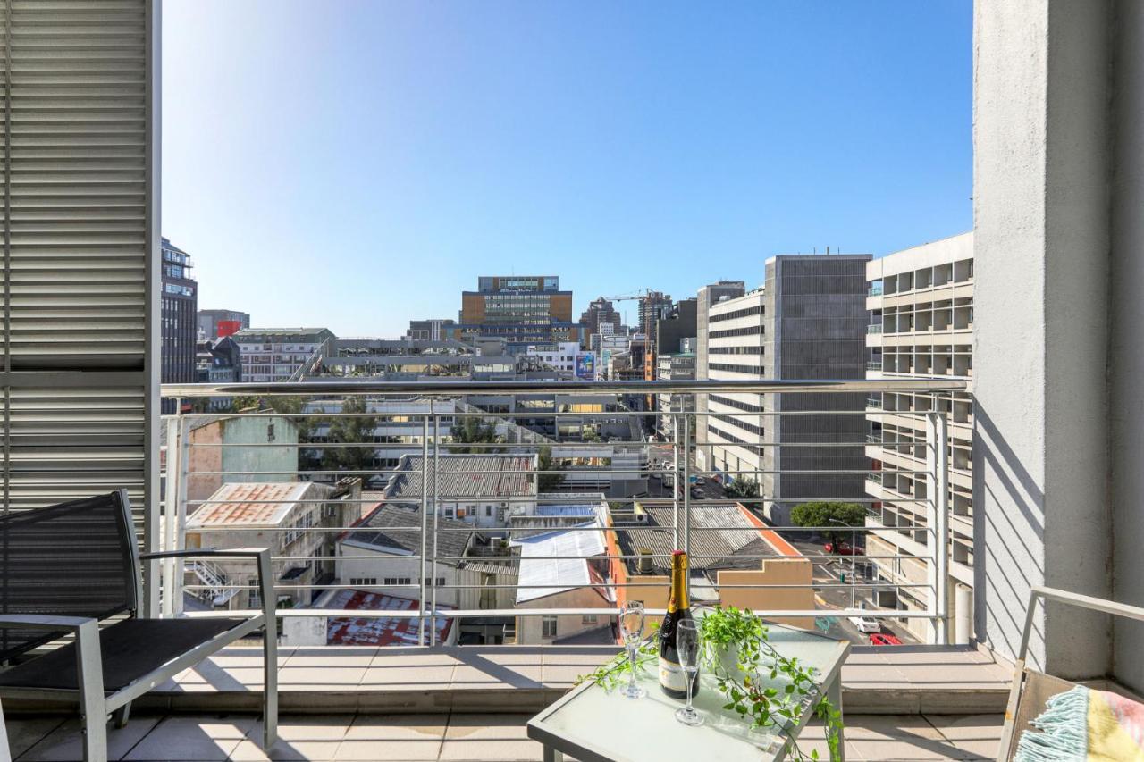 קייפטאון Backup-Powered Colourfull City Balcony Apartment מראה חיצוני תמונה