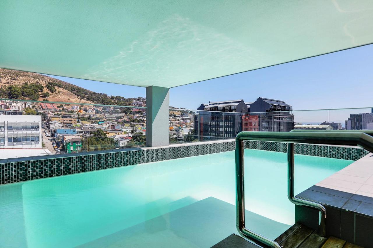 קייפטאון Backup-Powered Colourfull City Balcony Apartment מראה חיצוני תמונה