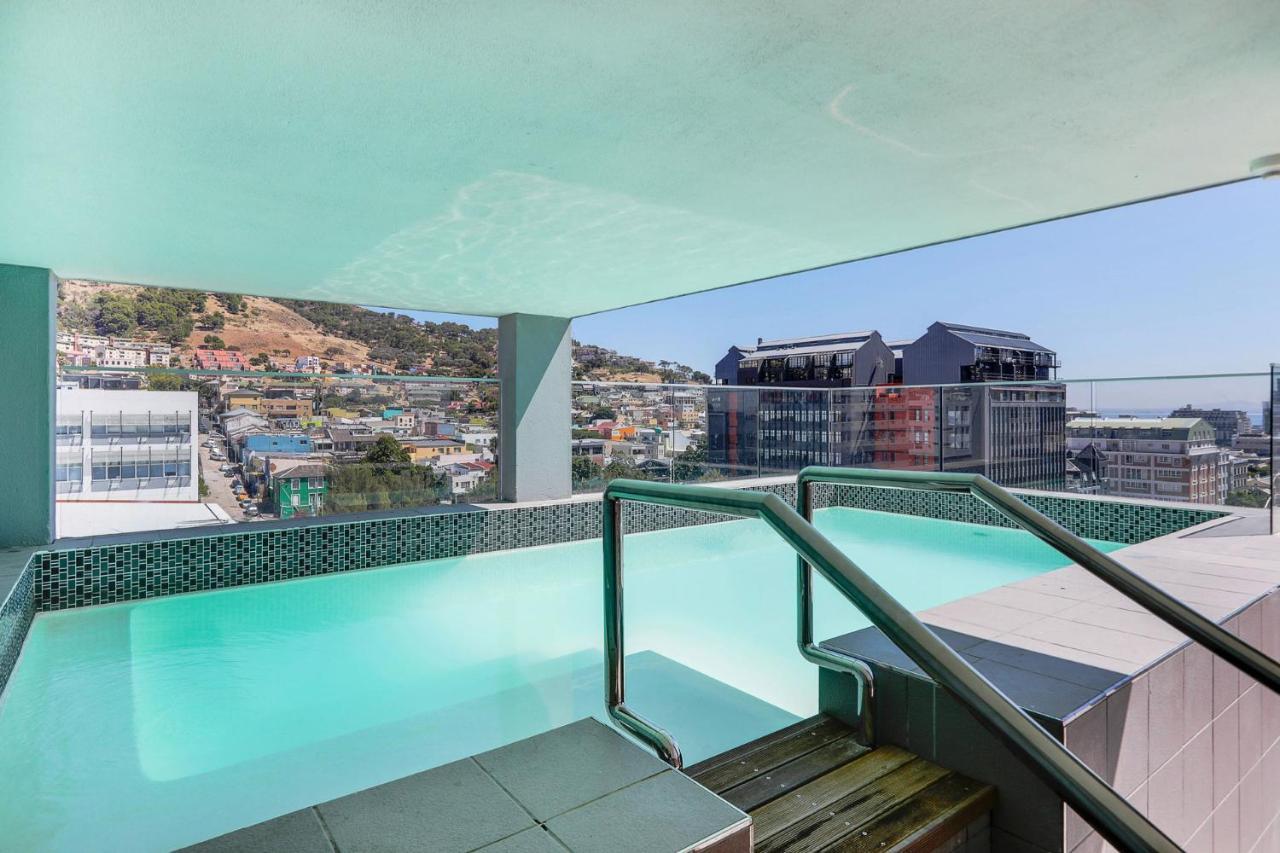 קייפטאון Backup-Powered Colourfull City Balcony Apartment מראה חיצוני תמונה