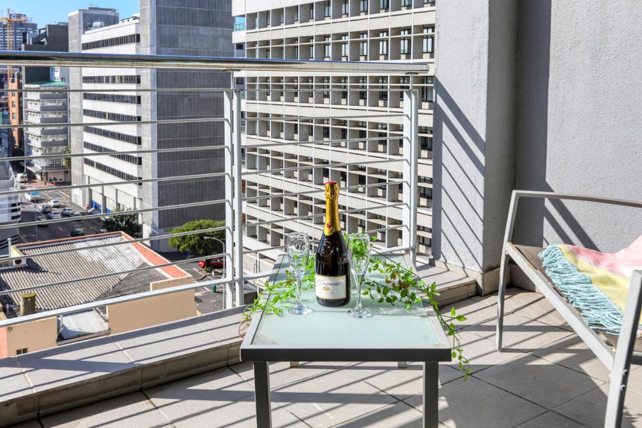 קייפטאון Backup-Powered Colourfull City Balcony Apartment מראה חיצוני תמונה